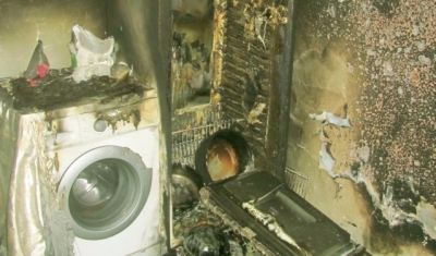 Buzdolabı Kapağı Düştü, Aile Ölümden Kurtuldu