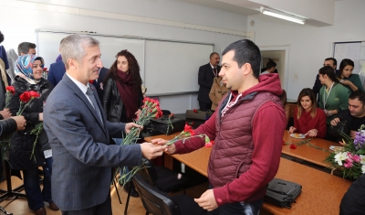 Başkan Mehmet Tahmazoğlu, Öğretmenleri Ziyaret Etti