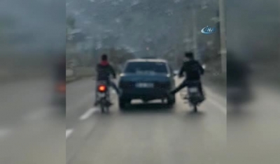 Arıza yapan otomobile ’ayaklı’ destek